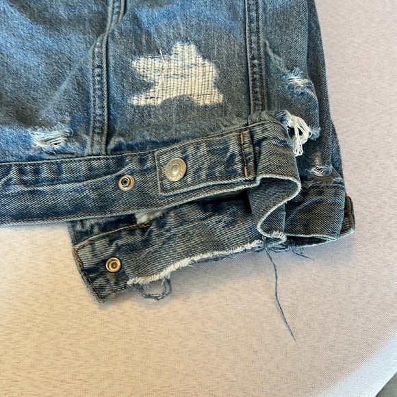 American Eagle Distressed Denim Jacket Women’s XS - Picture 10 of 13